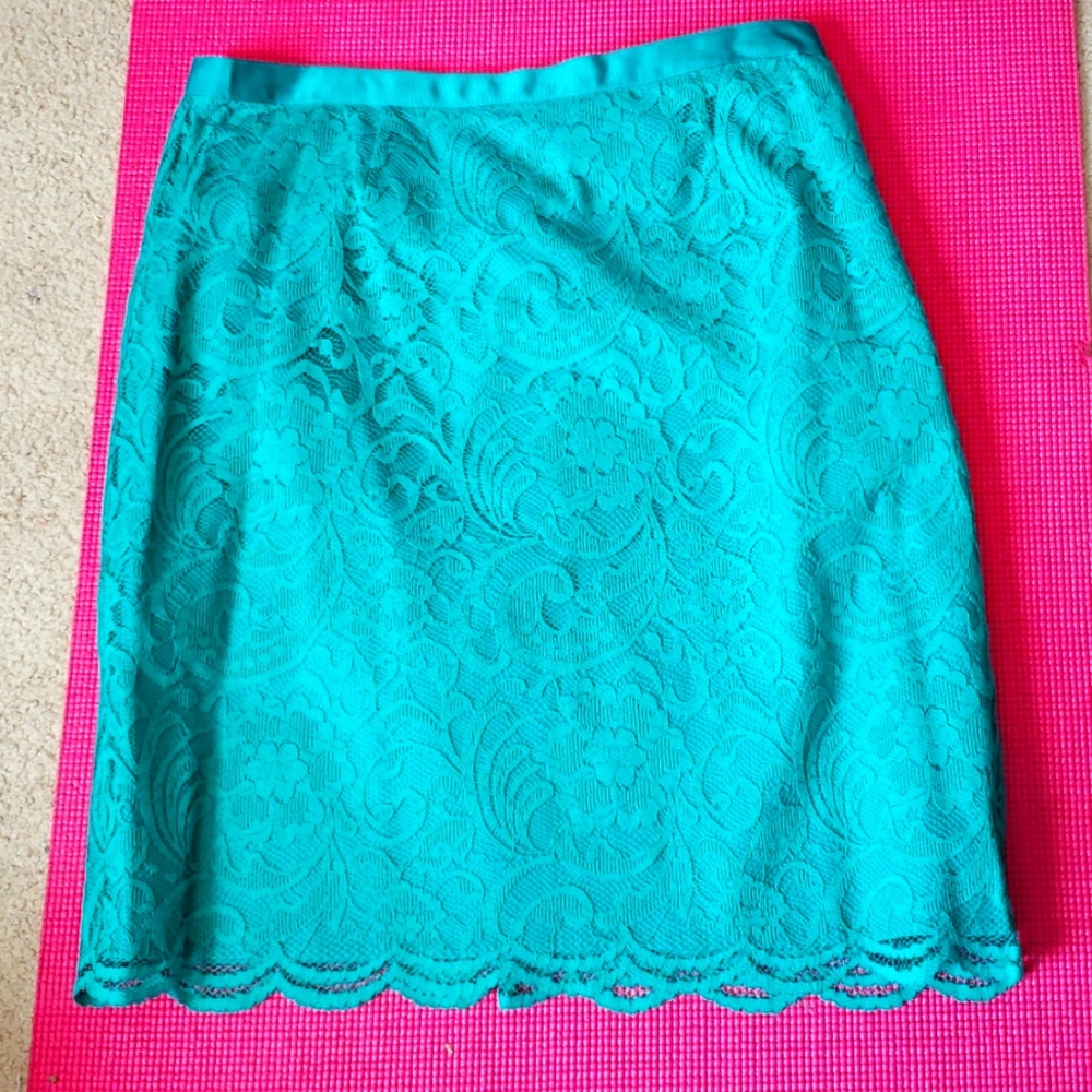 Lace Pencil Skirt
